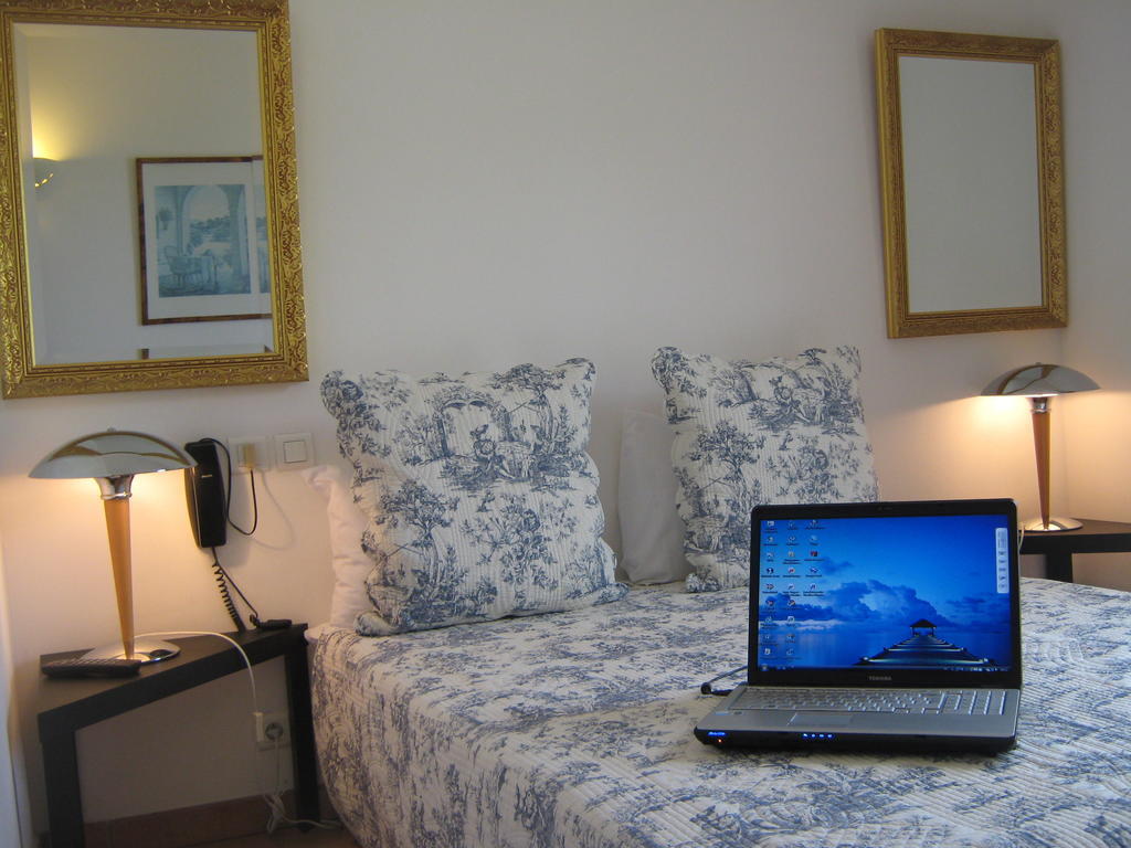 La Fontaine Hotel Видобан Екстериор снимка